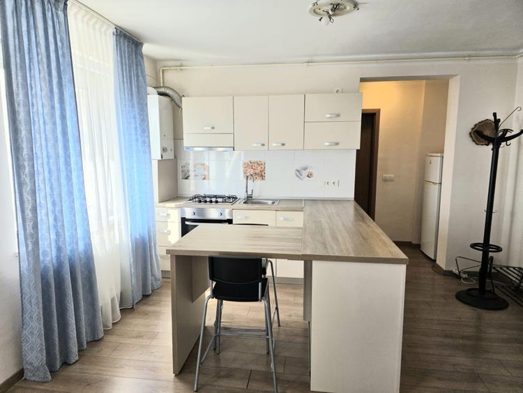 Apartament cu 2 camere de inchiriat in Cetate