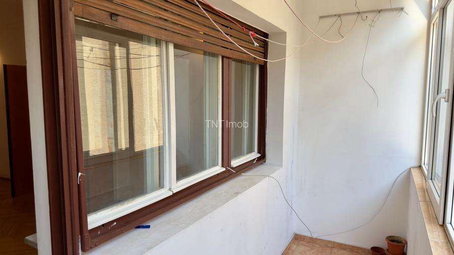 Apartament 4 camere Victoriei, centrala proprie, boxa, garaj, comision 0 ! - 49