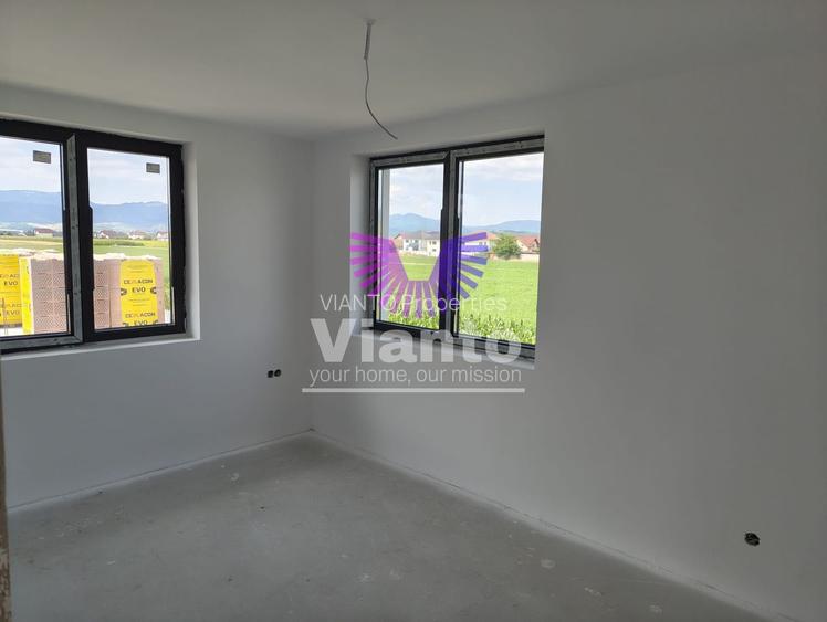 Casa 4 Camere 130mpu, 310 - Cristian