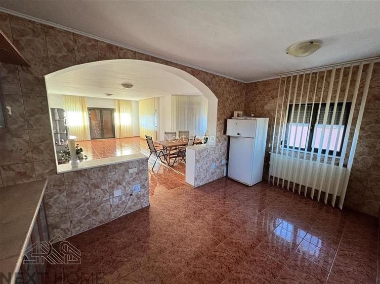 CASA  DE VANZARE BOTARLAU - 10