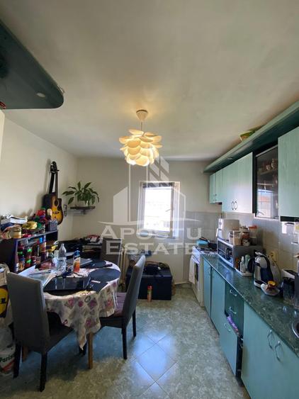 Apartament 3 camere de vanzare, zona Olimpia - Stadion Timisoara