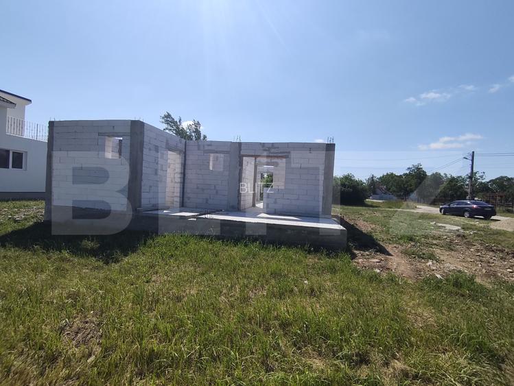 Casa de vanzare, la rosu, 3 camere, 90 mp, in Les - 4