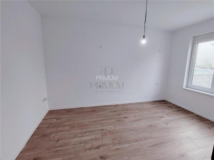 DUPLEX SPATIOS - ASFALT IN LUCRU - CURENT TRIFAZAT