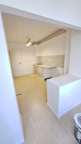 Birouri Etaj 1 / 4 camere Decebal /Piata Muncii Renovat