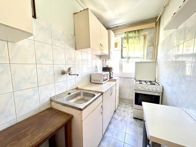 COMISION 0%-Apartament 4 camere cu boxa, etaj 3 - zona Dacia - 7