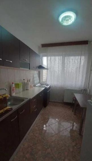 Baba Novac Dristor metrou,bl.reabilitat,et.7/8,mobilat,utilat,AC,parcare,balcon