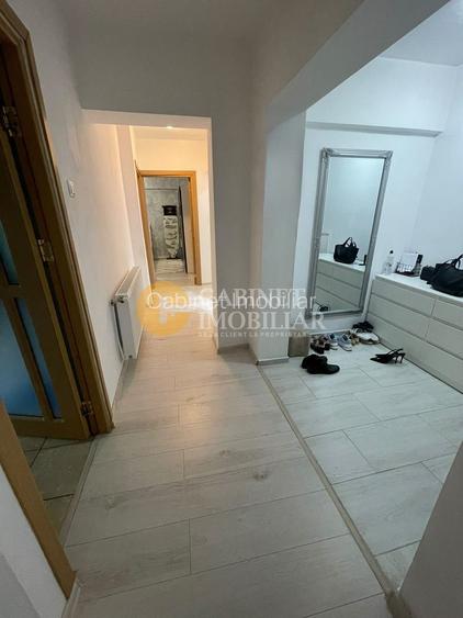 Ultracentral - 3 camere - 2 bai - etaj 3/4 - renovat + Boxa subsol - 5