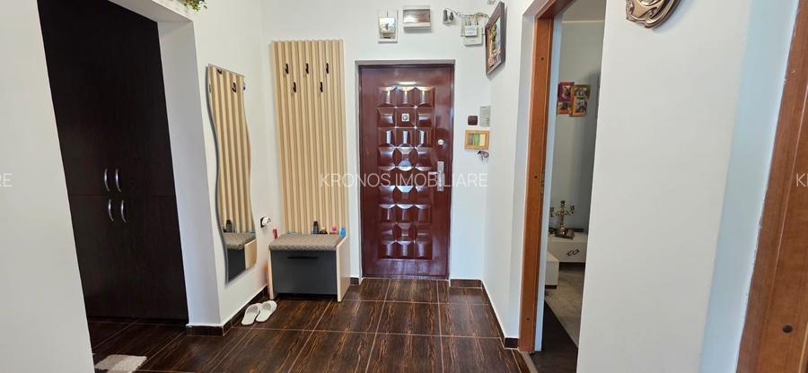 EXCLUSIV - OCAZIE ! FAR 4 CAMERE 75 MP. RENOVAT COMPLET GAZE 109.000 E - 7