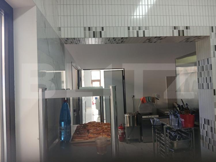Spatiu comercial de inchiriat, 230 mp,  zona Gura Humorului