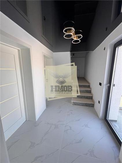 Casa cu 4 camere si 3 bai pretabila birouri in Sura  Mare