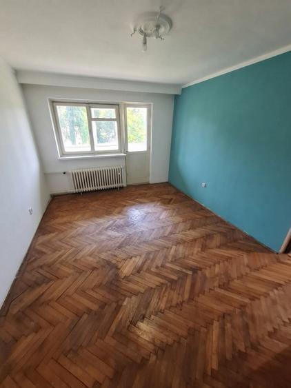 Intim - Sabroso, apartament 3 camere decomandate,
