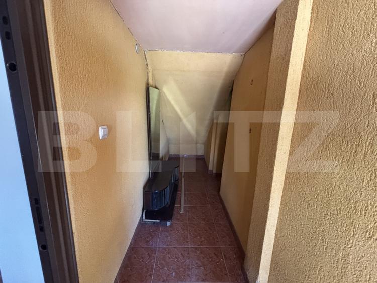 Casa de vanzare, zona linistita, in Recea