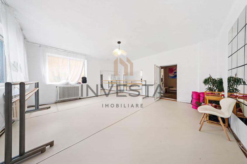 Apartament 4 camere, 160 mp, curte 165 mp, garaj | Andrei Muresanu