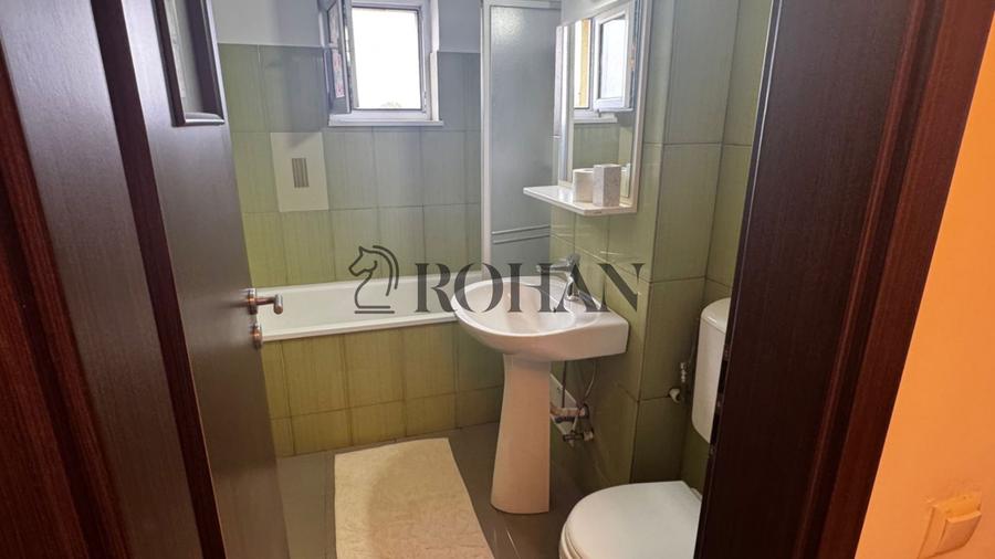 Apartament modern 2 camere - Centru Alba Iulia - Parcare - Balcon