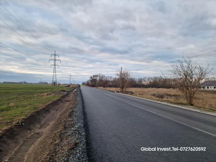 Corbu- Teren 2500mp la intrare in localitate pe dreapta