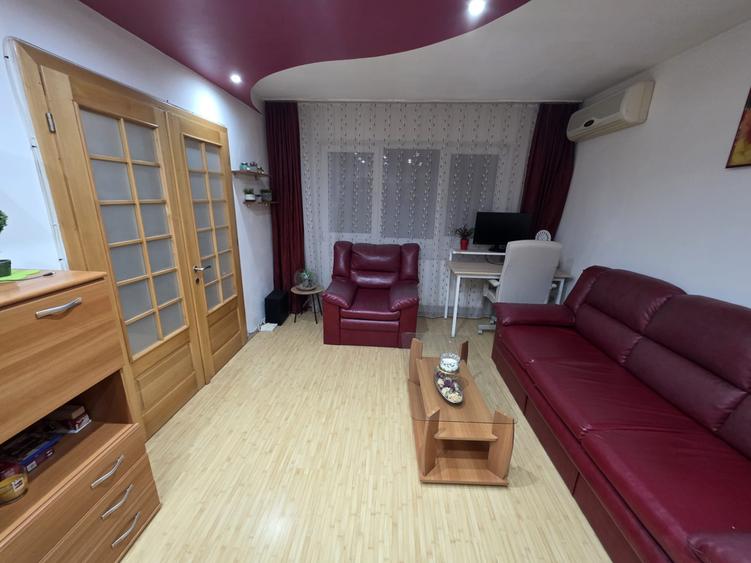 Apartament 2 camere cu priveliste - Complexul Studentesc