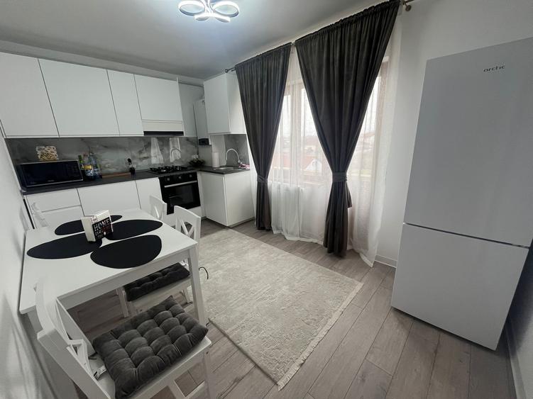 Apartament 4 camere Strada Cuza - Petresti - etaj 2 - 105 mp