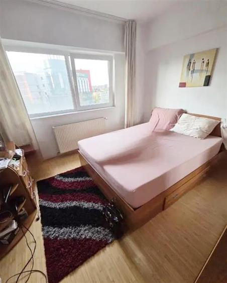 Apartament 3 camere etaj intermediar str. Toamnei