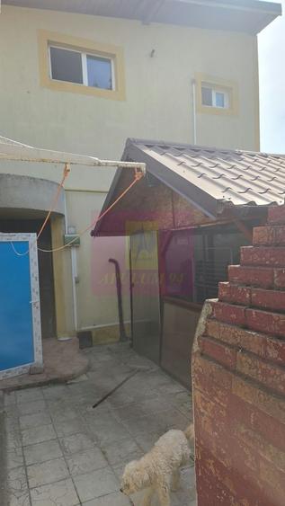 Casa, 5 camere si curte, locatie centrala in Pantelimon, Ilfov