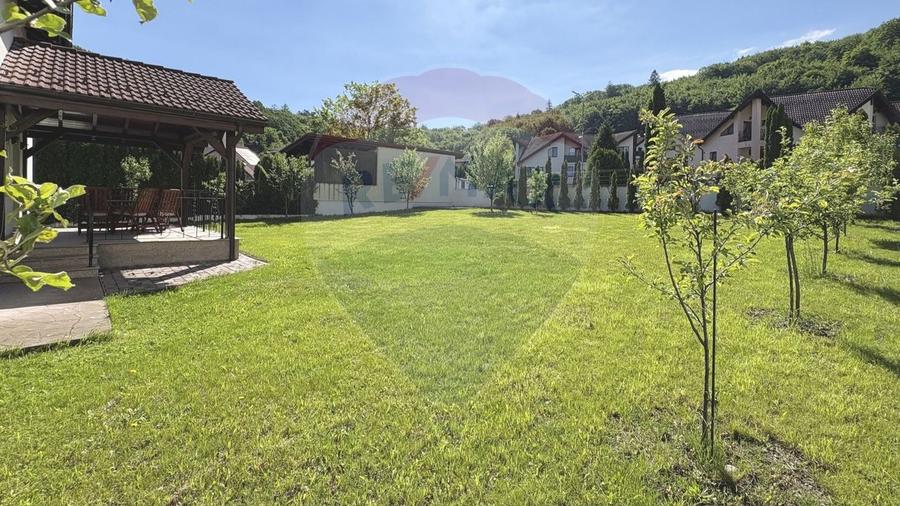 Casă 4 camere,  Cartier Green Valley - Noua