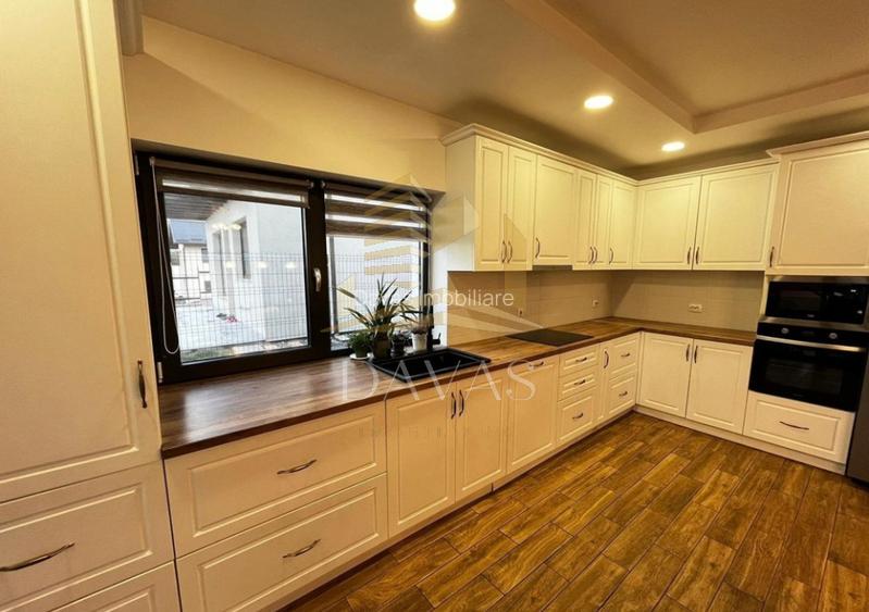 Vila la cheie de vânzare | 5 camere | 249mp utili | 640mp teren | DEZMIR - 6