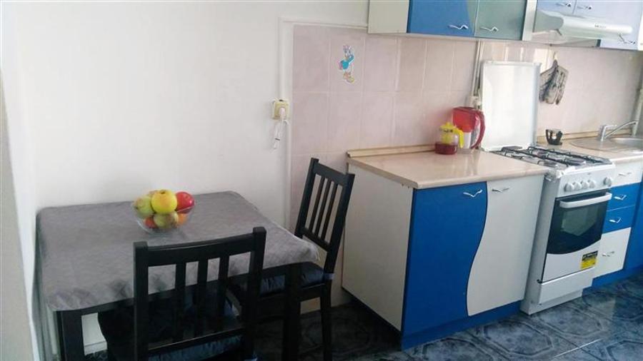 Apartament 2 camere etaj intermediar Calea Bucuresti