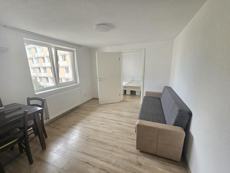 Apartament 2 camere Complex Studentesc - loc de parcare !!