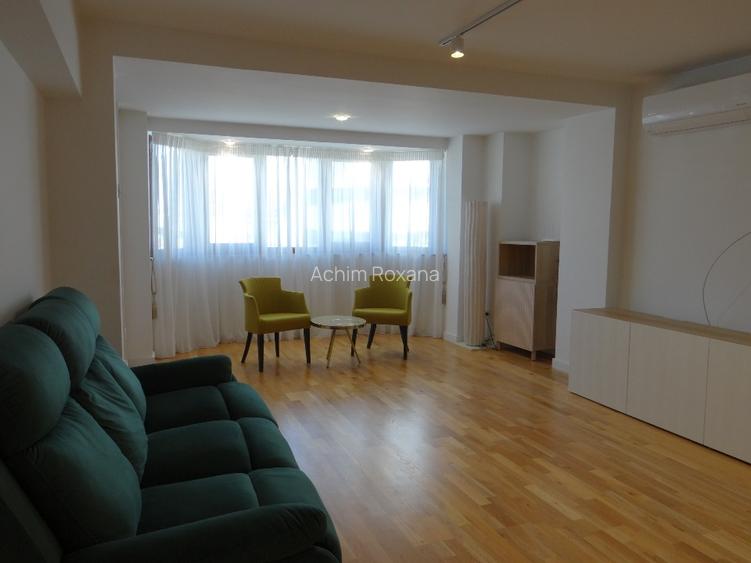 inchiriere de inchiriat apartament 3 camere Bulevard  Decebal   - 2