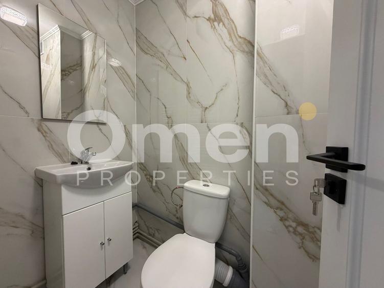 Garsoniera renovata, etaj intermediar, zona Pietei Izvoare