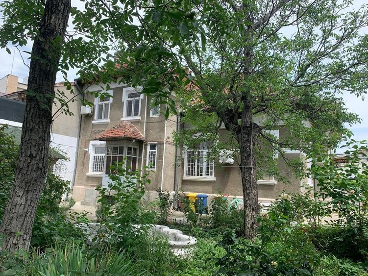 Casa cu teren de 1000mp Dacia