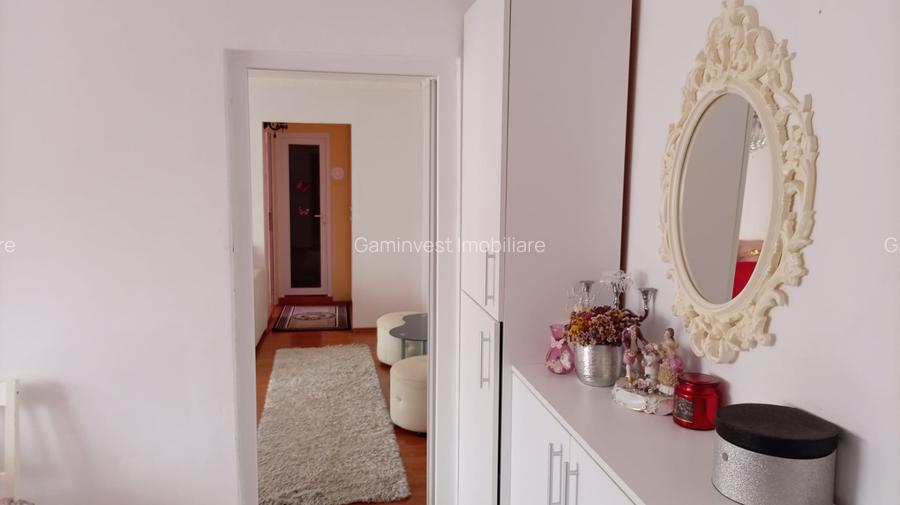 Apartament  cu 2 camere de inchiriat in Oradea, cartier Rogerius - 4
