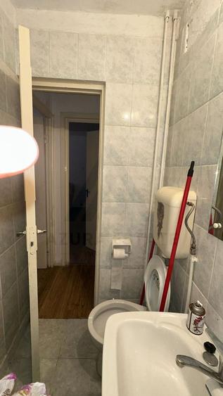 Apartament 2 camere 45 mp utili + pivnița pe Strada Oștirii