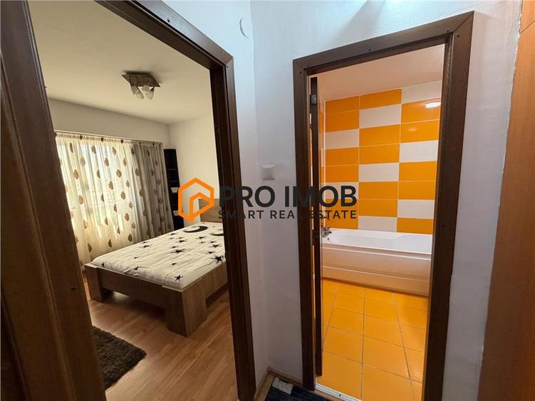 Apartament 2 camere cf 1 semidecomandat zona Unirii Sud