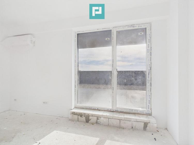 Apartament 3 camere, terasă 29 mp, gata de mutare