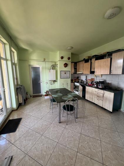 Vilă premium Tăuții de Sus, 250 mp, teren 14 ari, tenis & panoramă