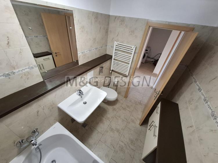 Aradului, 3 camere decomandat, 2 bai
