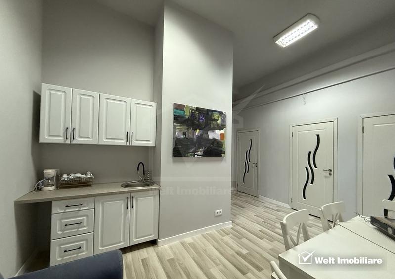 Central, Cladire istorica, 2 camere, 2 bai, modern renovat