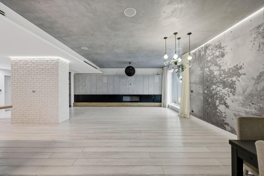 Penthouse Cartierul Francez: Armonie de Spațiu, Lumină și Liniște