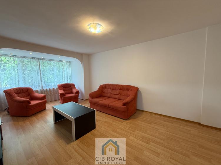 Inchiriez apt.  2 cam. Piata Unirii-Fantani,3 min. metrou,Bd. Unirii 18