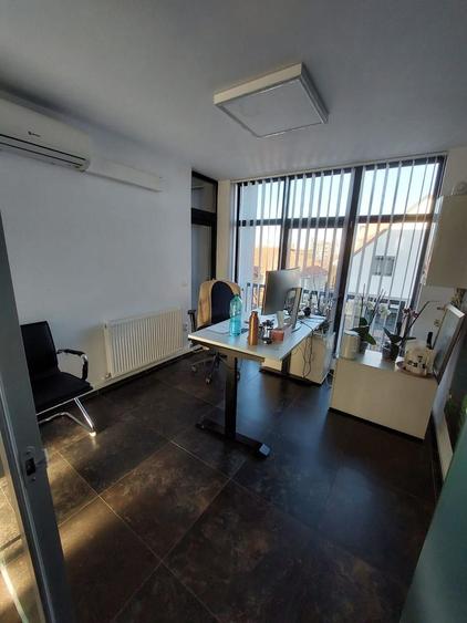 Casă modernă 335 mp, situată în zona veche din Andrei Mureșanu