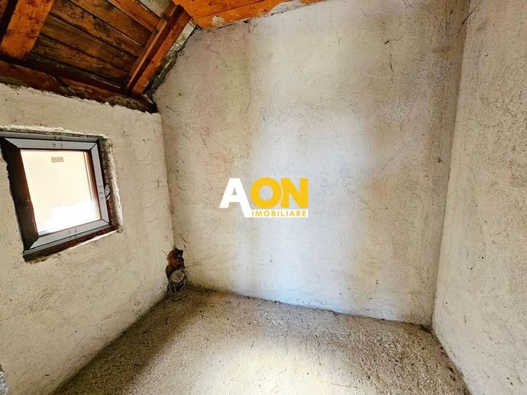 Casa la gri, S+P+M, 4 camere, 500 mp teren, Cetate, toate utilitatile