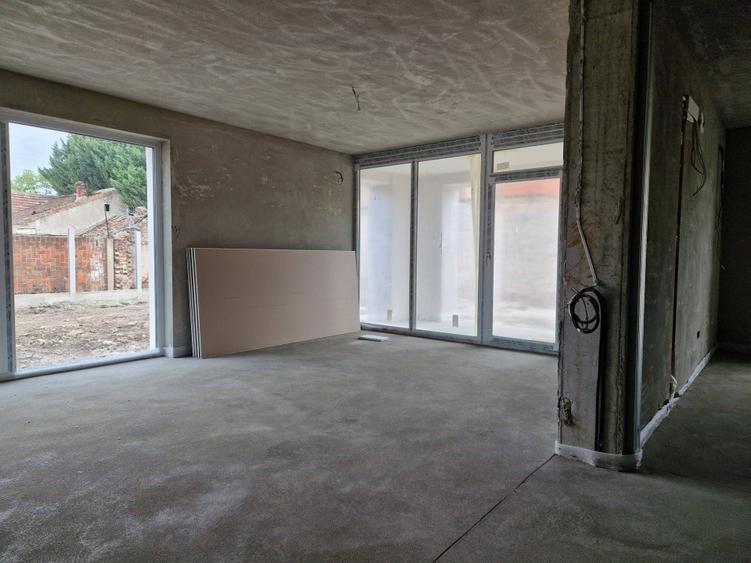 3 camere într-un ansamblu exclusivist P+3, cu spații verzi și curte privată