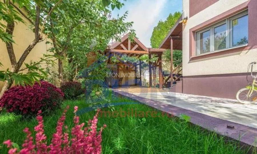 Vila cu farmec aparte si gradina superba in zona centrala - 19