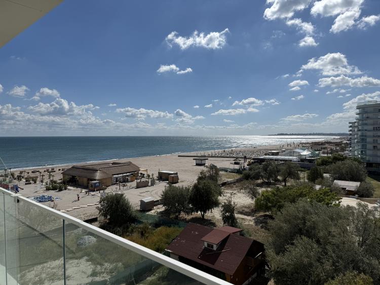 Apartament cu 2 camere de inchiriat cu vedere la mare- Axxis