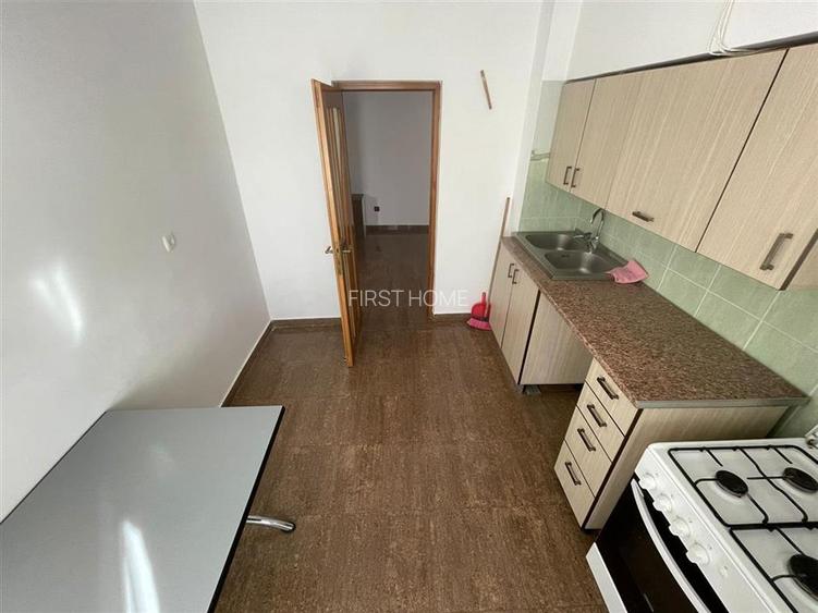 Ap 2 cam,etaj 1, renovat, centrala termica, ultracentral - Teatru - 4