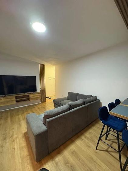 Apartament modern cu 2 camere, bloc nou, lift și parcare