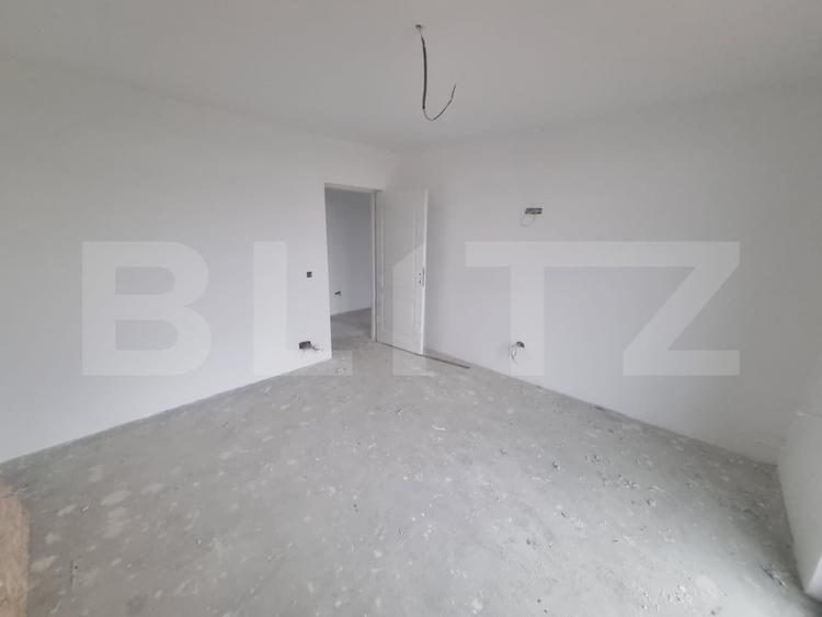 Casa individuala, P+Etaj, 234mp utili, teren 500 mp, Simnicul de sus zona Voila