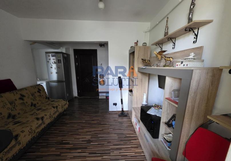 2 camere decomandat, Str. Mihai Eminescu