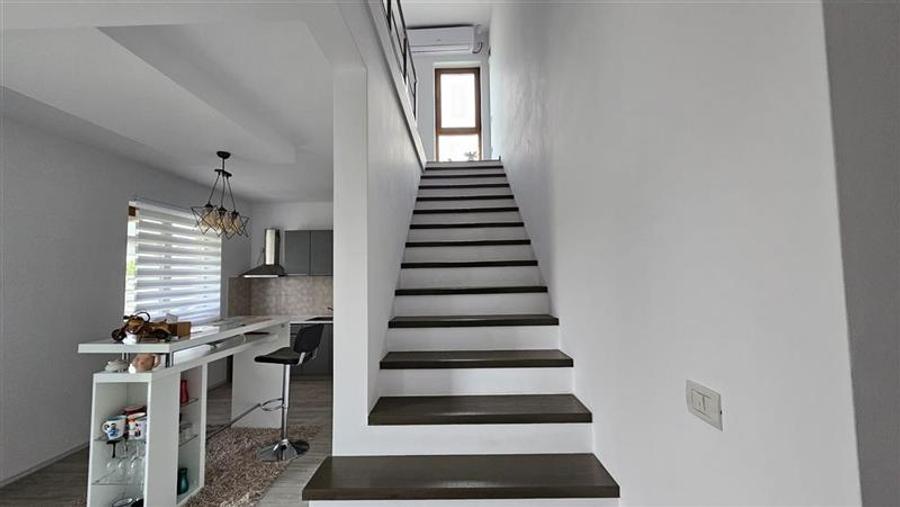 CASA INDIVIDUALA MODERNA MOBILATA - UTILATA IN DUMBRAVITA - CORA