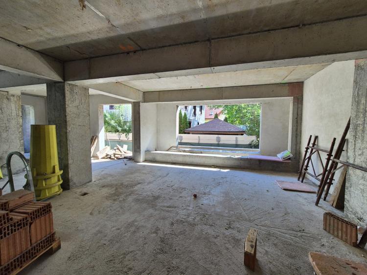 SPATIU COMERCIAL DE INCHIRIAT IANCU NICOLAE